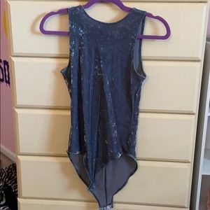 Crushed velvet scoop back body suit